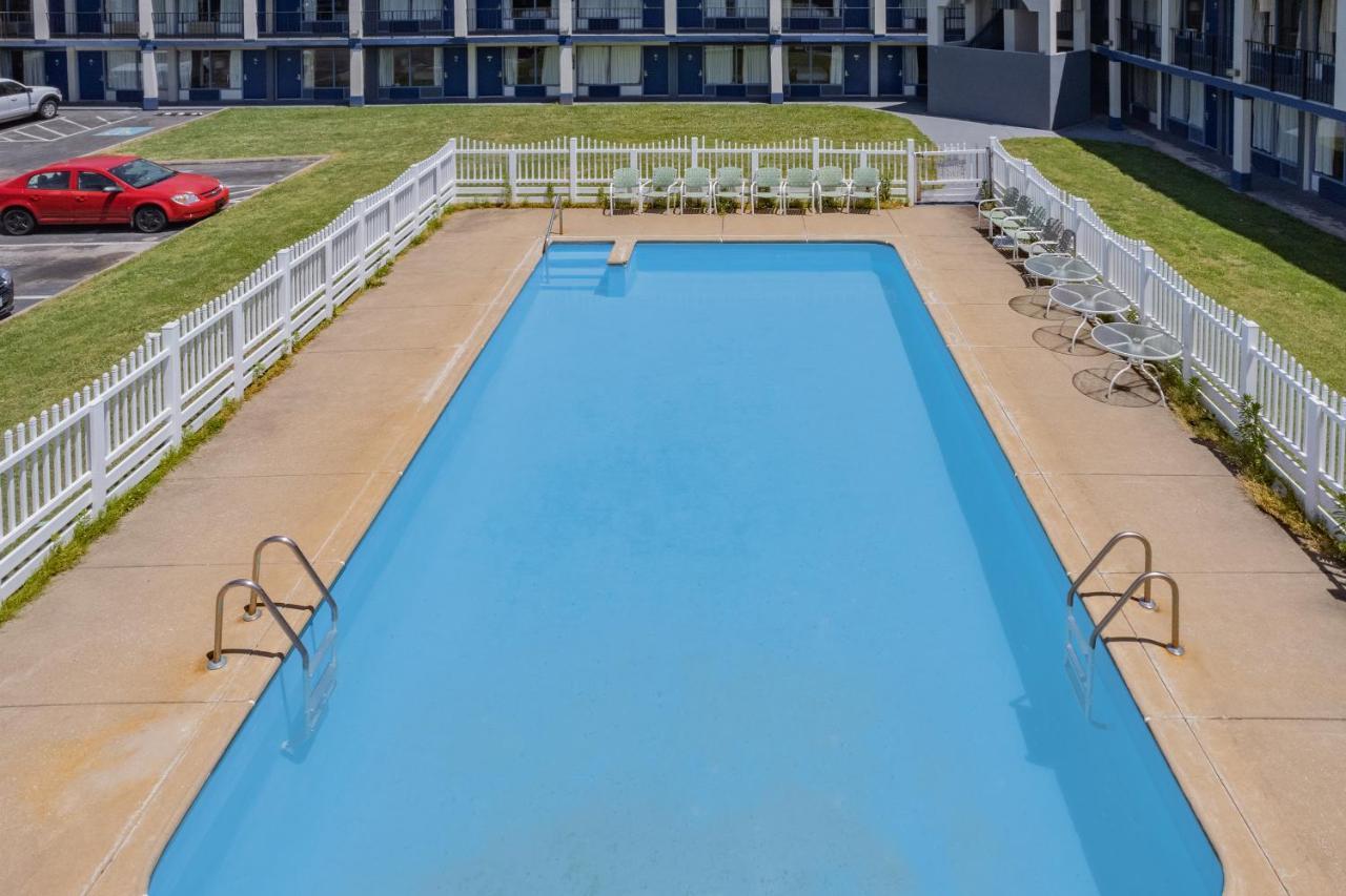 Rodeway Inn Owensboro Εξωτερικό φωτογραφία