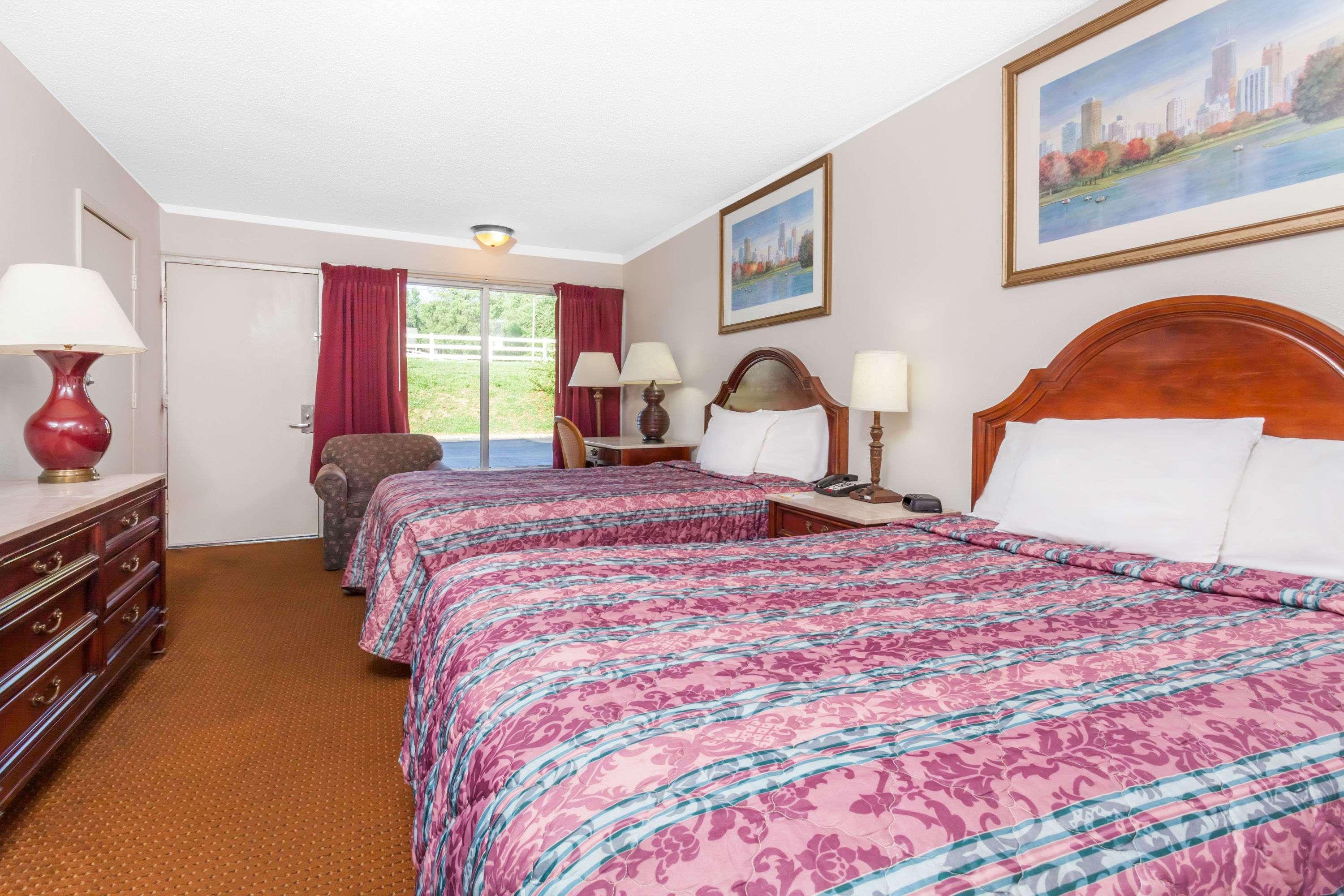 Rodeway Inn Owensboro Εξωτερικό φωτογραφία