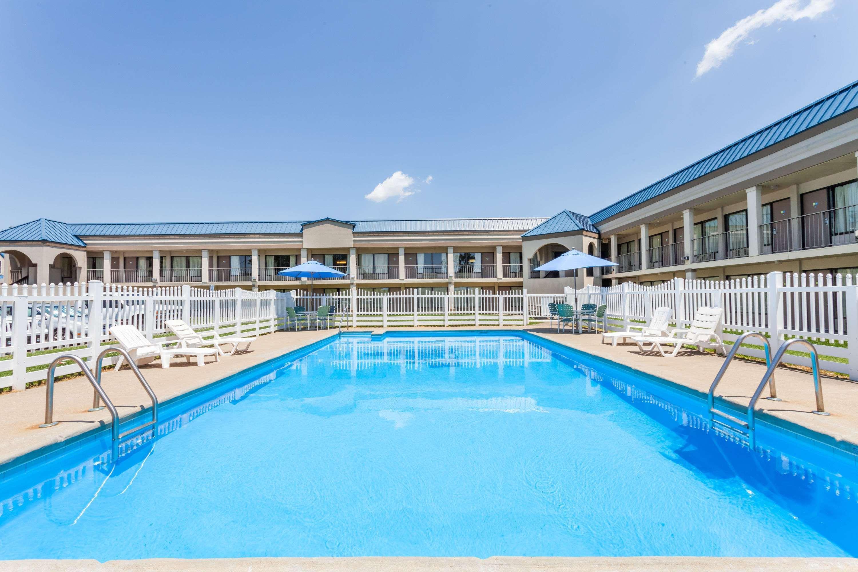 Rodeway Inn Owensboro Εξωτερικό φωτογραφία