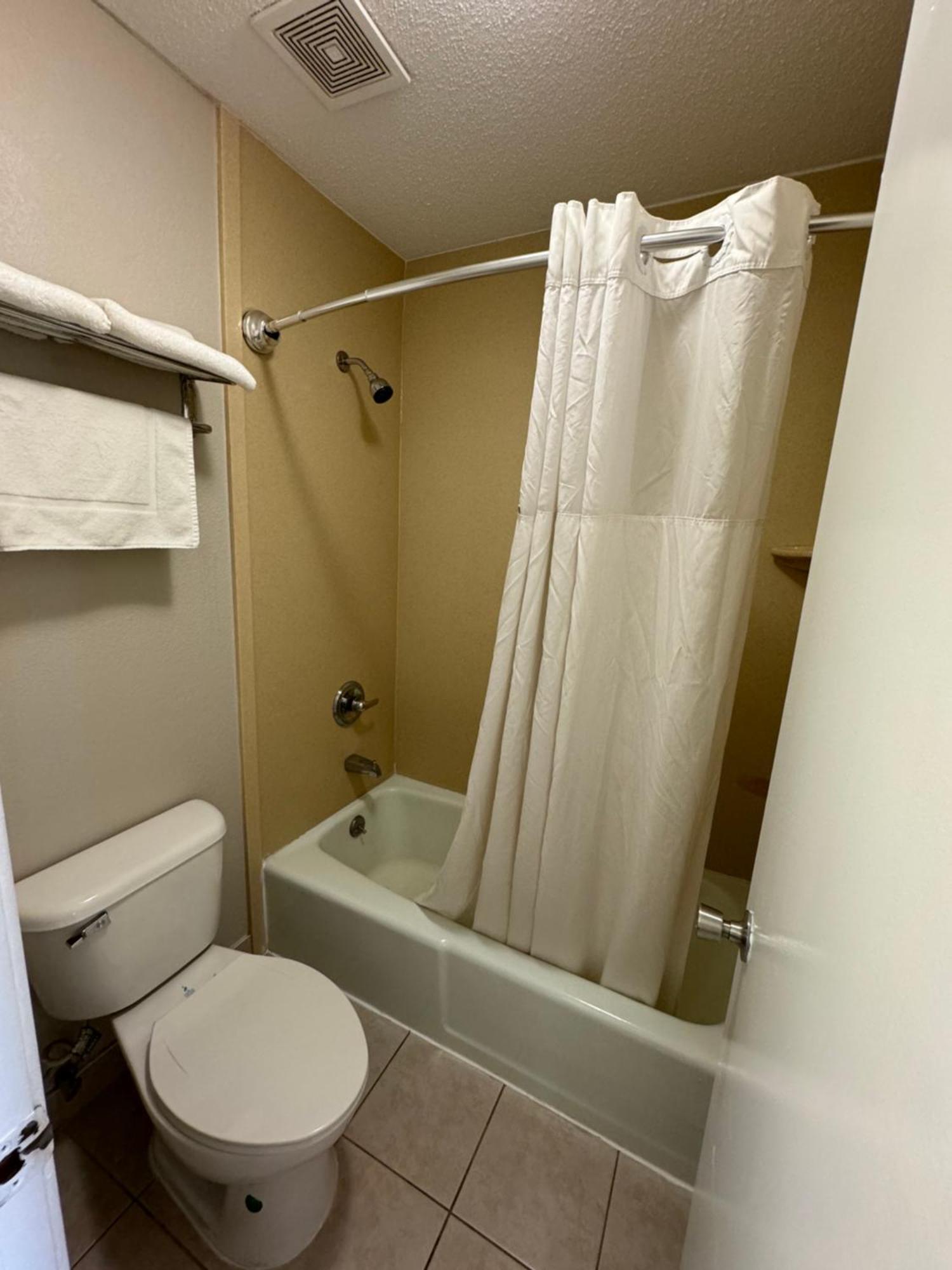 Rodeway Inn Owensboro Εξωτερικό φωτογραφία